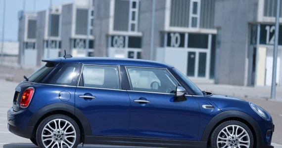 รูปภาพ มินิ Mini Hatch 5 Door Cooper D ปี 2014