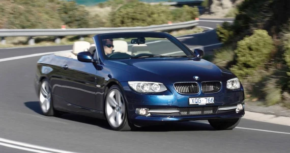 รูปภาพ บีเอ็มดับเบิลยู BMW Series 3 320i Convertible ปี 2010