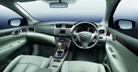 รูปภาพ นิสสัน Nissan Sylphy 1.8 V Navi CVT ปี 2012