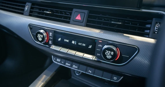 รูปภาพ อาวดี้ Audi A5 Coupé 45 TFSI quattro S line edition one ปี 2024