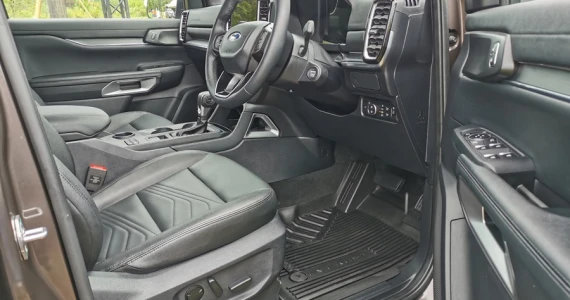 รูปภาพ ฟอร์ด Ford Everest 2.0L Bi-Turbo Titanium+ 4x2 10AT ปี 2022