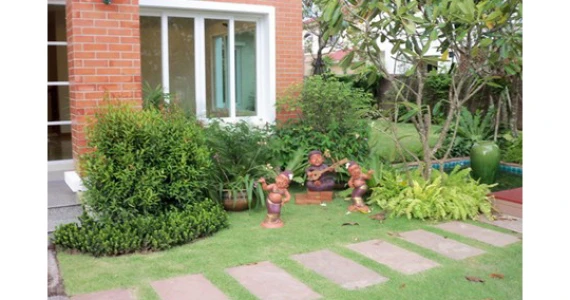 รูปภาพ ลัดดารมย์ อิลิแกนซ์ วงแหวนรอบกลาง แยกมหิดล (Laddarom Elegance, Middle Ring Road, Mahidol Intersection)