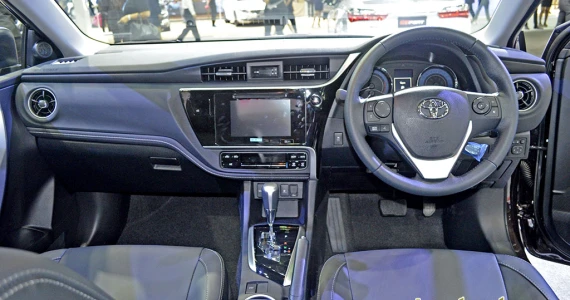 รูปภาพ โตโยต้า Toyota Altis (Corolla) 1.8 V MY18 ปี 2018