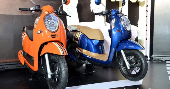 รูปภาพ ฮอนด้า Honda Scoopy i Club 12 ปี 2014