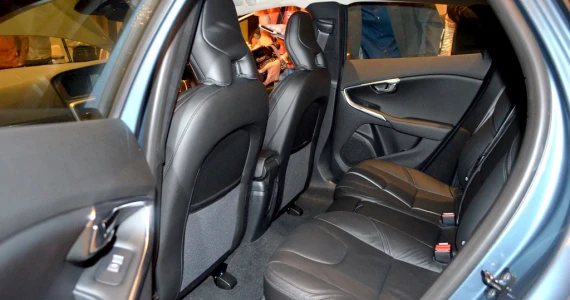 รูปภาพ วอลโว่ Volvo V40 T5 B ปี 2013