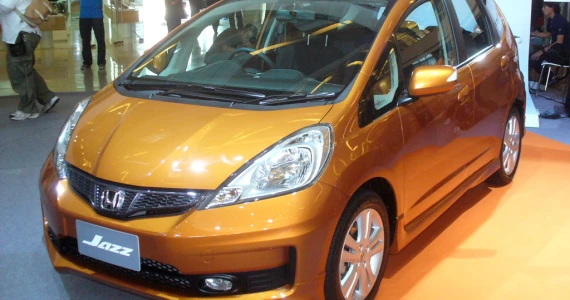 รูปภาพ ฮอนด้า Honda Jazz SV AT ปี 2011
