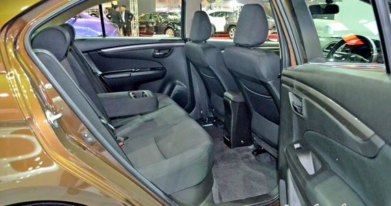 รูปภาพ ซูซูกิ Suzuki Ciaz GLX CVT ปี 2015