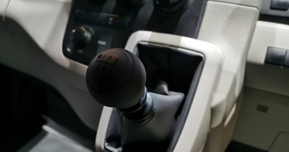 รูปภาพ โตโยต้า Toyota Commuter 2.8 MT ปี 2019