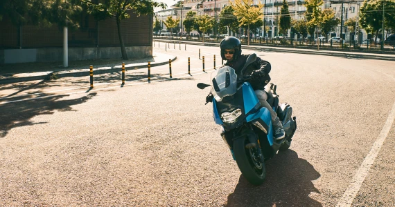 รูปภาพ บีเอ็มดับเบิลยู BMW C 400 X ปี 2019