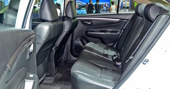 รูปภาพ ซูซูกิ Suzuki Ciaz RS CVT ปี 2015