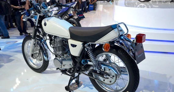 รูปภาพ ยามาฮ่า Yamaha SR400 (Standard) ปี 2014