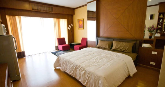 รูปภาพ เดอะ กรีนเพลส คอนโดมิเนียม (The Green Place Condominium)