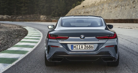 รูปภาพ บีเอ็มดับเบิลยู BMW M8 850i xDrive Coupe ปี 2021