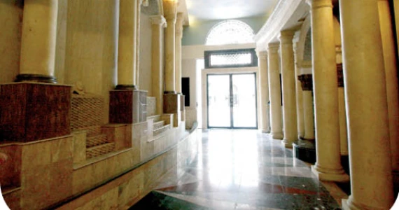 รูปภาพ ฌ็องเซลิเซ่ ติวานนท์