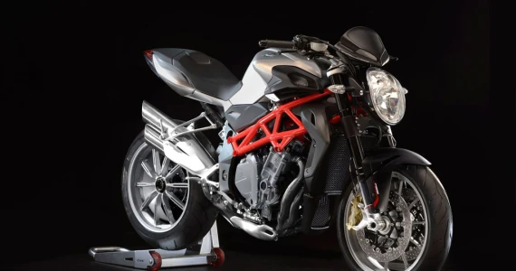 รูปภาพ เอ็มวี ออกุสต้า MV Agusta Brutale 1090 ปี 2013