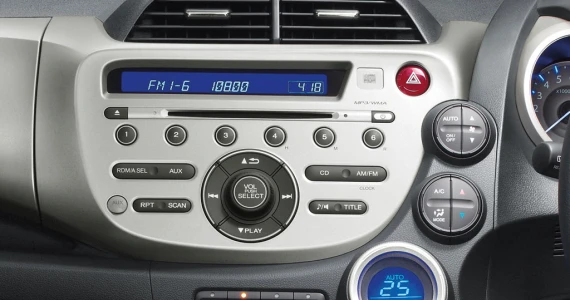 รูปภาพ ฮอนด้า Honda Jazz Hybrid ปี 2012