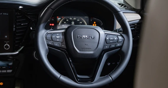 รูปภาพ อีซูซุ Isuzu MU-X 4x2 3.0 Ultimate A/T ปี 2024
