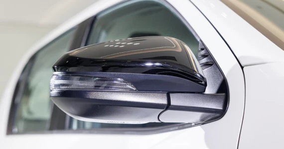 รูปภาพ โตโยต้า Toyota Hilux Travo Double Cab Prerunner 2.8 Premium AT ปี 2025