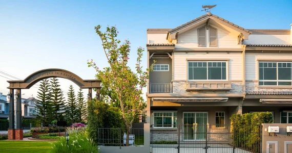 รูปภาพ อินดี้ ปิ่นเกล้า - สิรินธร (Indy Pinklao - Sirinthorn)