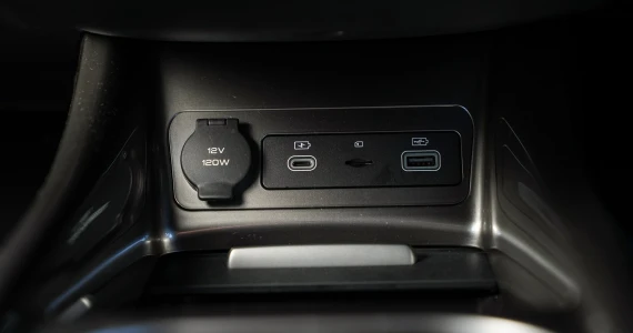 รูปภาพ บีวายดี BYD Dolphin Standard Range ปี 2023