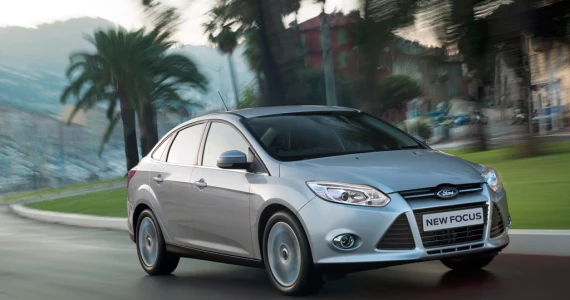 รูปภาพ ฟอร์ด Ford Focus 4Dr 2.0L Ti-VCT GDi Titanium+ PowerShift AT ปี 2012