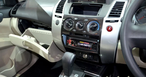รูปภาพ มิตซูบิชิ Mitsubishi Pajero Sport GLS (VG Turbo) ปี 2014