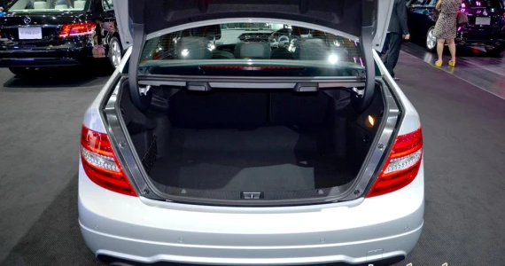 รูปภาพ เมอร์เซเดส-เบนซ์ Mercedes-benz C-Class C250 AMG Plus ปี 2013