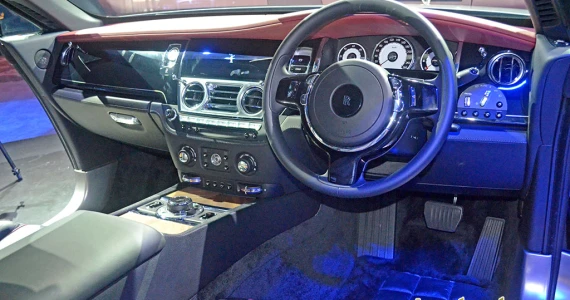 รูปภาพ โรลส์-รอยซ์ Rolls-Royce Wraith Standard ปี 2013