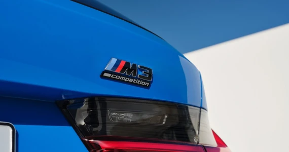 รูปภาพ บีเอ็มดับเบิลยู BMW M3 Competition M xDrive Touring Ceramic Brake ปี 2025