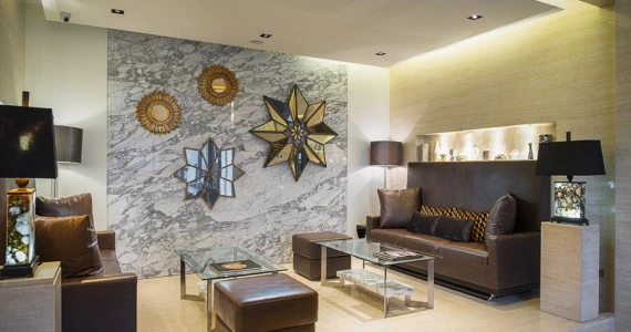 รูปภาพ เดอะ เบส อัพทาวน์-ภูเก็ต (The BASE Uptown-Phuket)