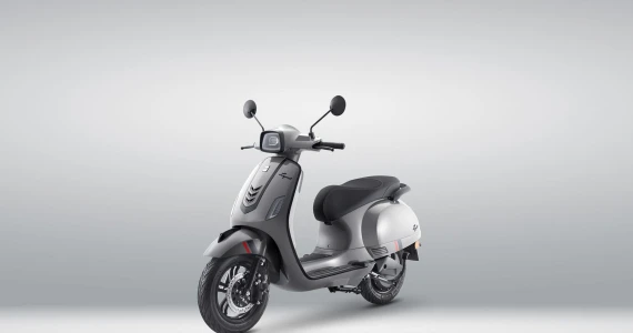 รูปภาพ อีเอ็ม EM Legend Pro (Standard) ปี 2025