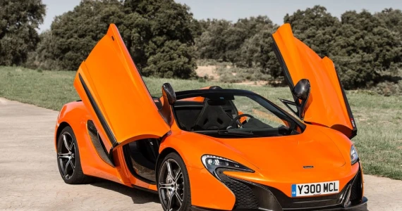 รูปภาพ แมคลาเรน McLaren 650S Spider ปี 2014