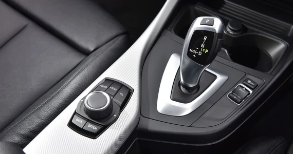 รูปภาพ บีเอ็มดับเบิลยู BMW Series 1 118i Sport ปี 2015