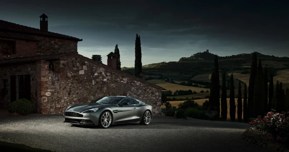 รูปภาพ แอสตัน มาร์ติน Aston Martin-Vanquish Coupe-ปี 2013