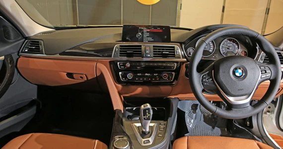 รูปภาพ บีเอ็มดับเบิลยู BMW Series 3 330e (Iconic) ปี 2018