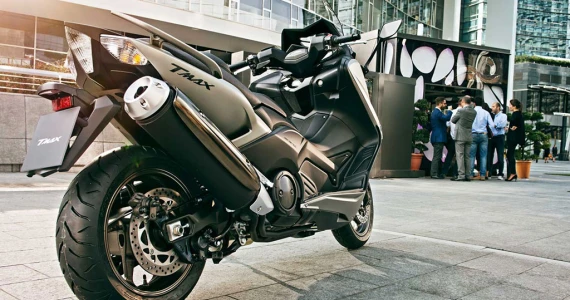 รูปภาพ ยามาฮ่า Yamaha TMAX (Standard) ปี 2015