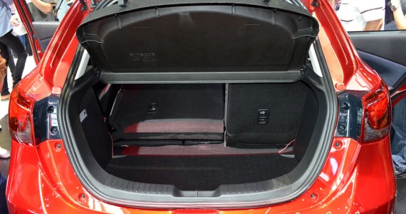 รูปภาพ มาสด้า Mazda 2 Sports XD AT ปี 2014