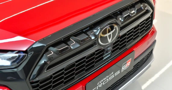 รูปภาพ โตโยต้า Toyota Corolla Cross HEV GR Sport ปี 2024