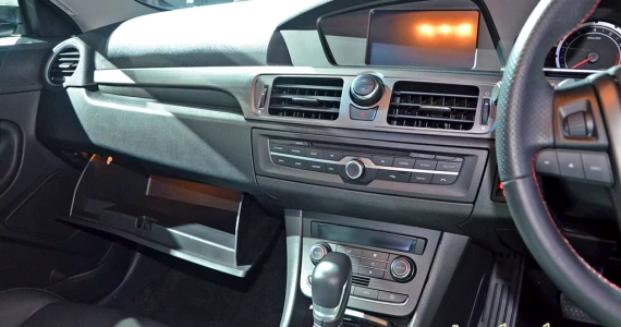 รูปภาพ เอ็มจี MG 6 1.8 C Turbo DCT ปี 2015