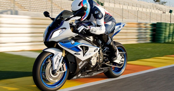 รูปภาพ บีเอ็มดับเบิลยู BMW HP 4 ปี 2013