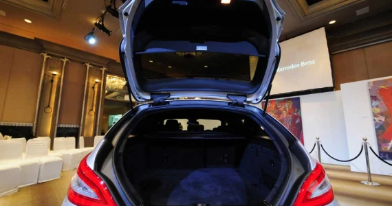 รูปภาพ เมอร์เซเดส-เบนซ์ Mercedes-benz CLS-Class CLS250 D Shooting Brake AMG Premium ปี 2012