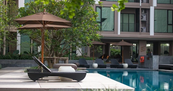 รูปภาพ เดอะ เบส อัพทาวน์-ภูเก็ต (The BASE Uptown-Phuket)