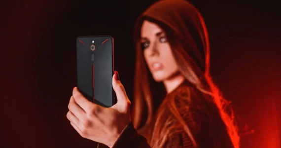 รูปภาพ นูเบีย Nubia-Red Magic 64GB