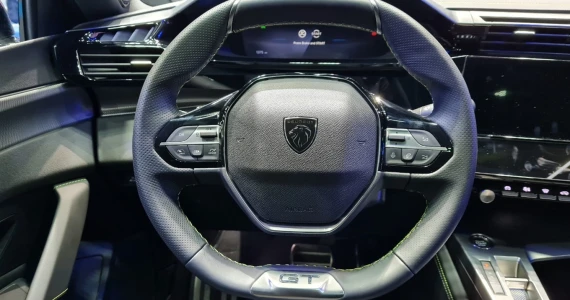 รูปภาพ เปอโยต์ Peugeot 408 PHEV ปี 2023