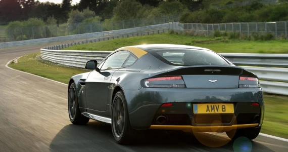 รูปภาพ แอสตัน มาร์ติน Aston Martin Vantage N430 ปี 2015