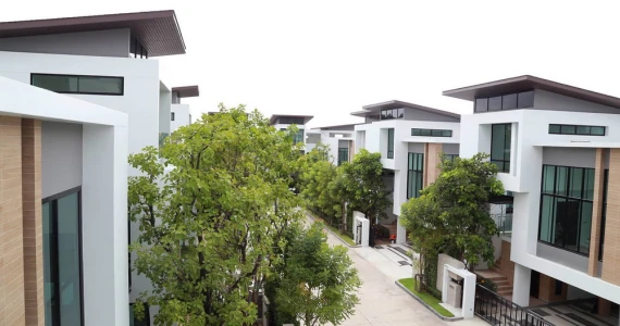 รูปภาพ เนอวานา บียอนด์ ศรีนครินทร์ (Nirvana Beyond Srinakarin)