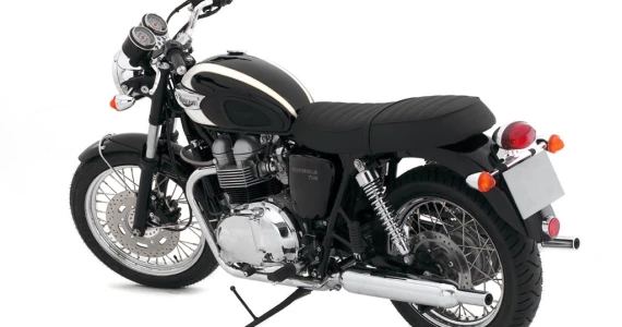 รูปภาพ ไทรอัมพ์ Triumph Bonneville T100 ปี 2015