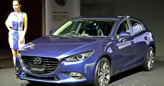 รูปภาพ มาสด้า Mazda 3 2.0 SP Sports Hatchback ปี 2017