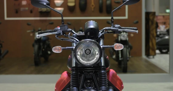 รูปภาพ โมโต กุชชี่ Moto Guzzi V7 III Carbon ปี 2018