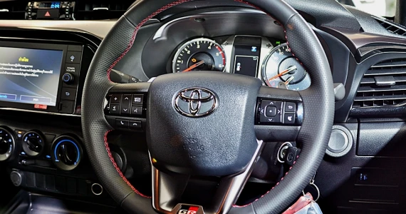รูปภาพ โตโยต้า Toyota Revo GR Sport 2.8 AT Lo-Floor ปี 2022